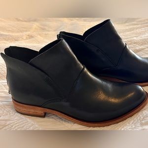 Beautiful Black Kork-Ease booties- size 7.5. Brand new.